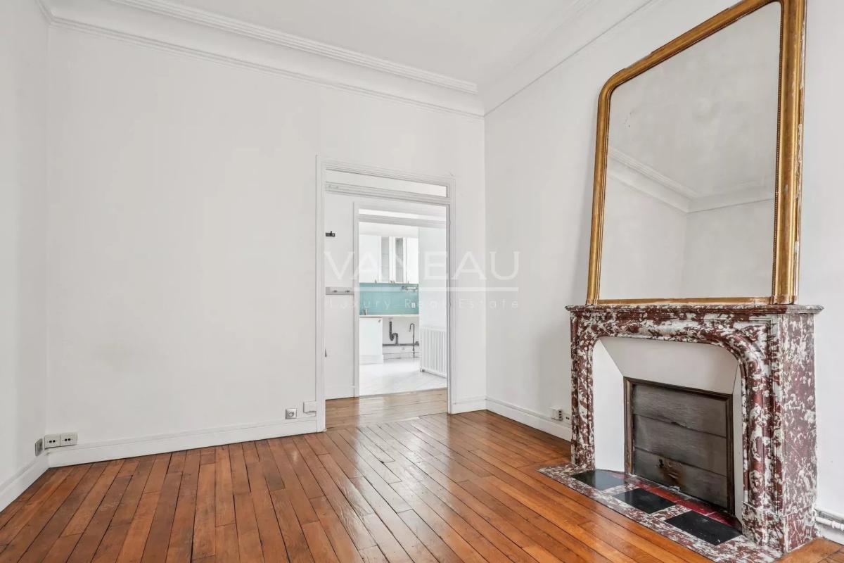 Paris XVIIe - Charmant 2 pièces - Pierre de taille, parquet, mou