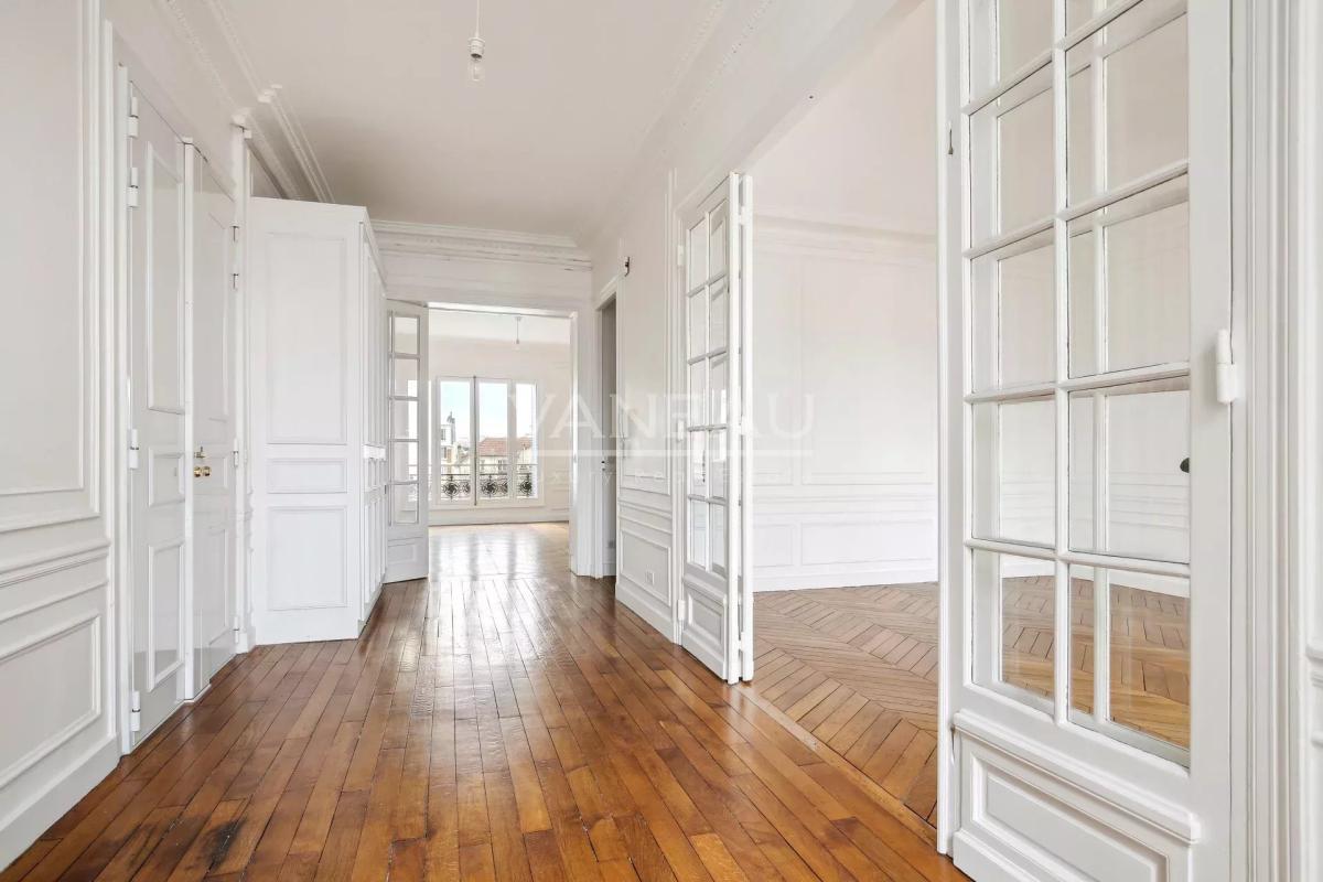 Élégant appartement de 200 m² à Paris 14ème