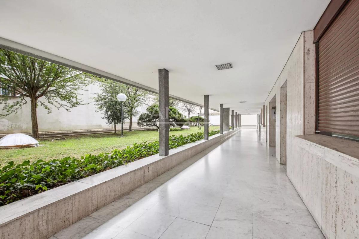 Paris XVe – Boucicaut / Charles Michels : Appartement dernier ét