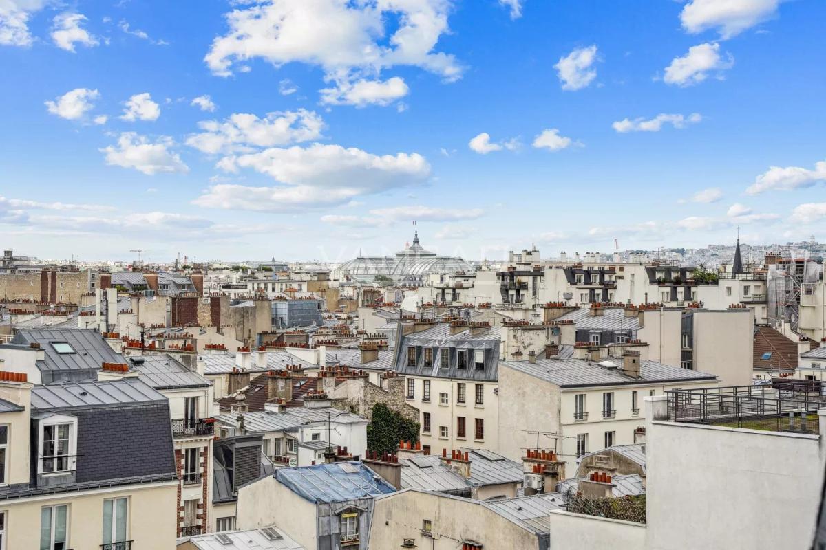 Paris VIIe - Ecole Militaire - Bel appartement en étage élevé - 