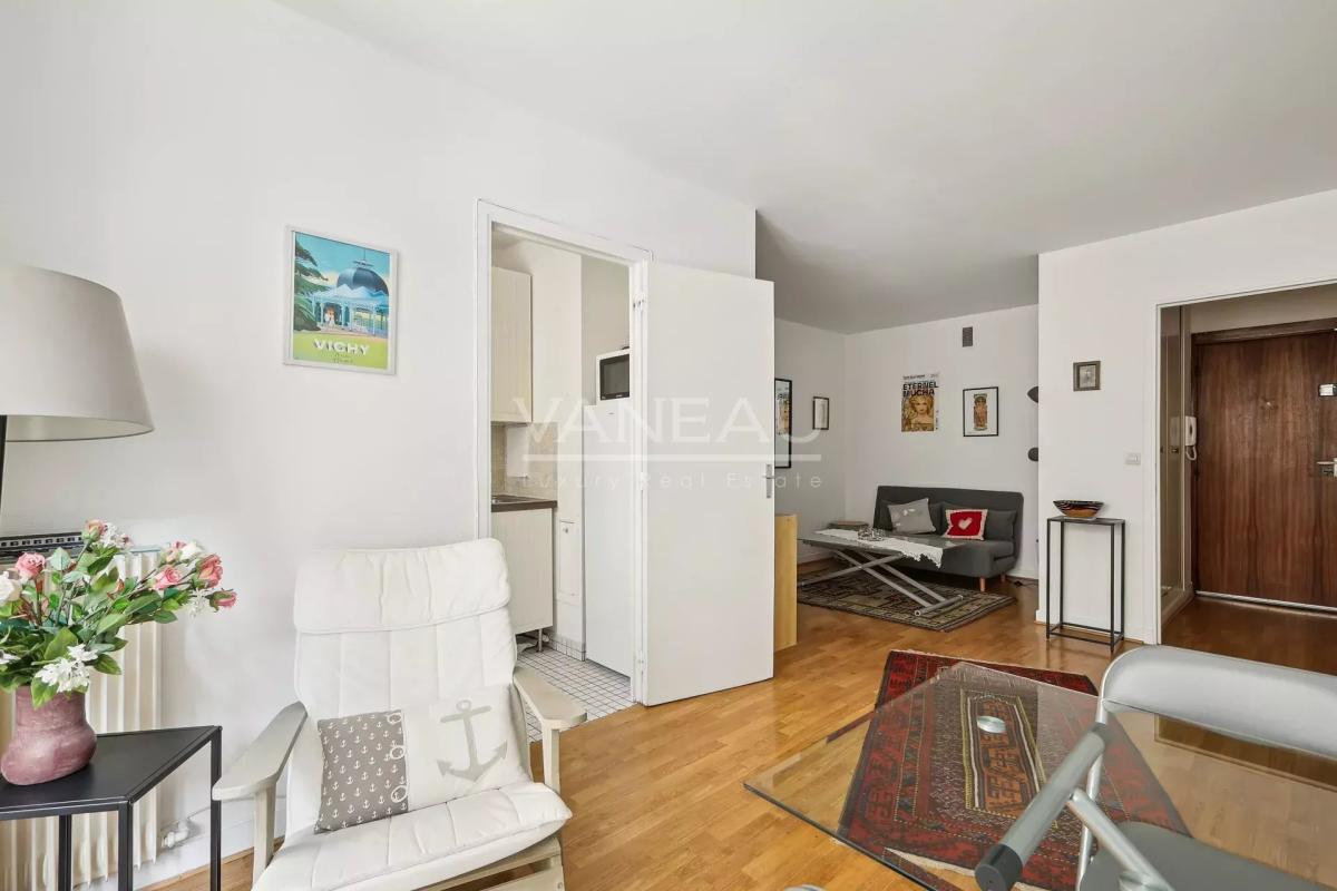 Paris XVe – Cambronne - Agréable appartement deux pièces