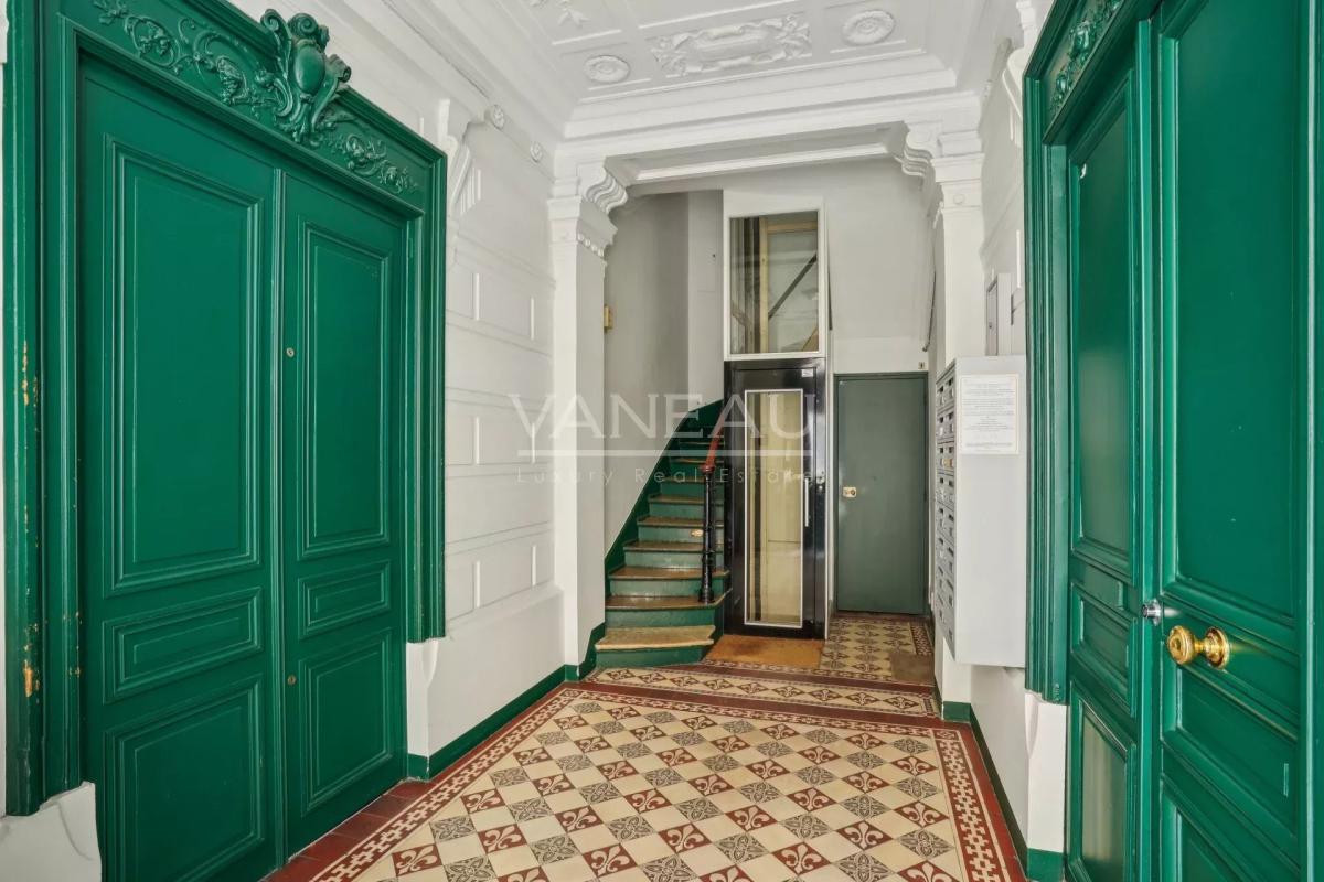 PARIS XV - Villa Poirier : Charmant appartement haussmannien