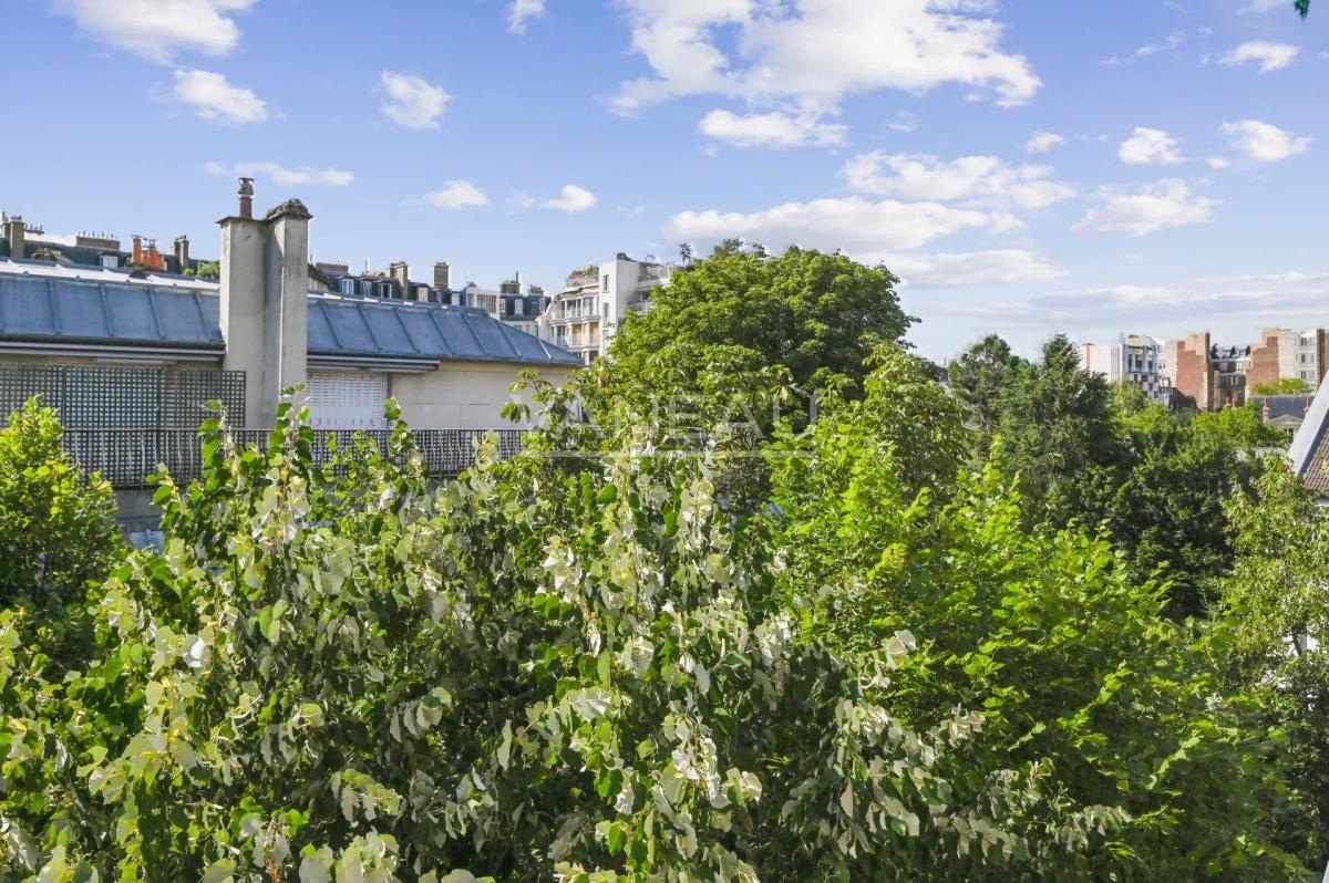 Bel Appartement à Vendre - Paris 16ème