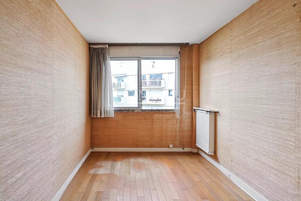 Paris XVIe - Mirabeau - Appartement familial et de réception ave