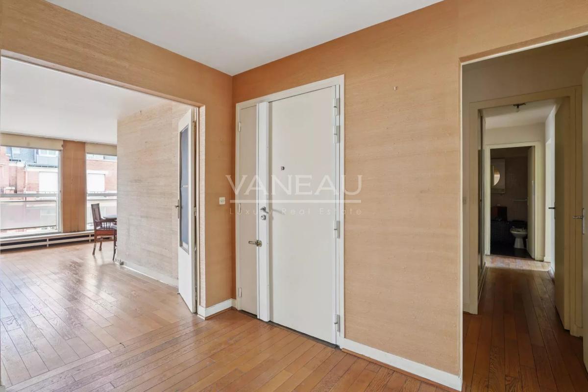 Paris XVIe - Mirabeau - Appartement familial et de réception ave