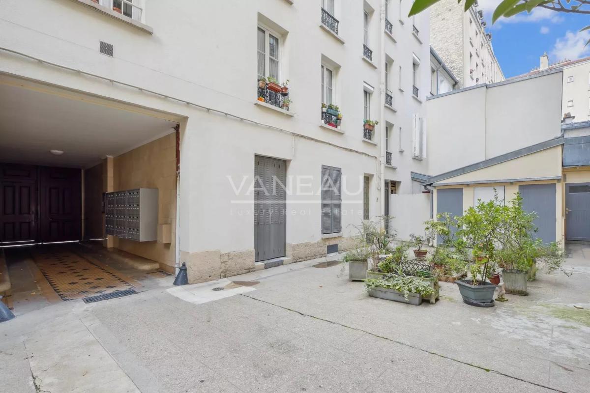 Paris XVème – Village Saint-Charles – Appartement 2 pièces en pa