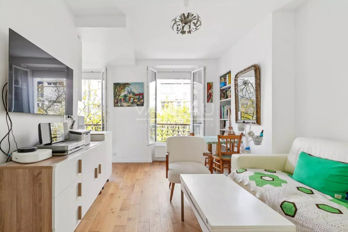 Paris XVème – Village Saint-Charles – Appartement 2 pièces en pa