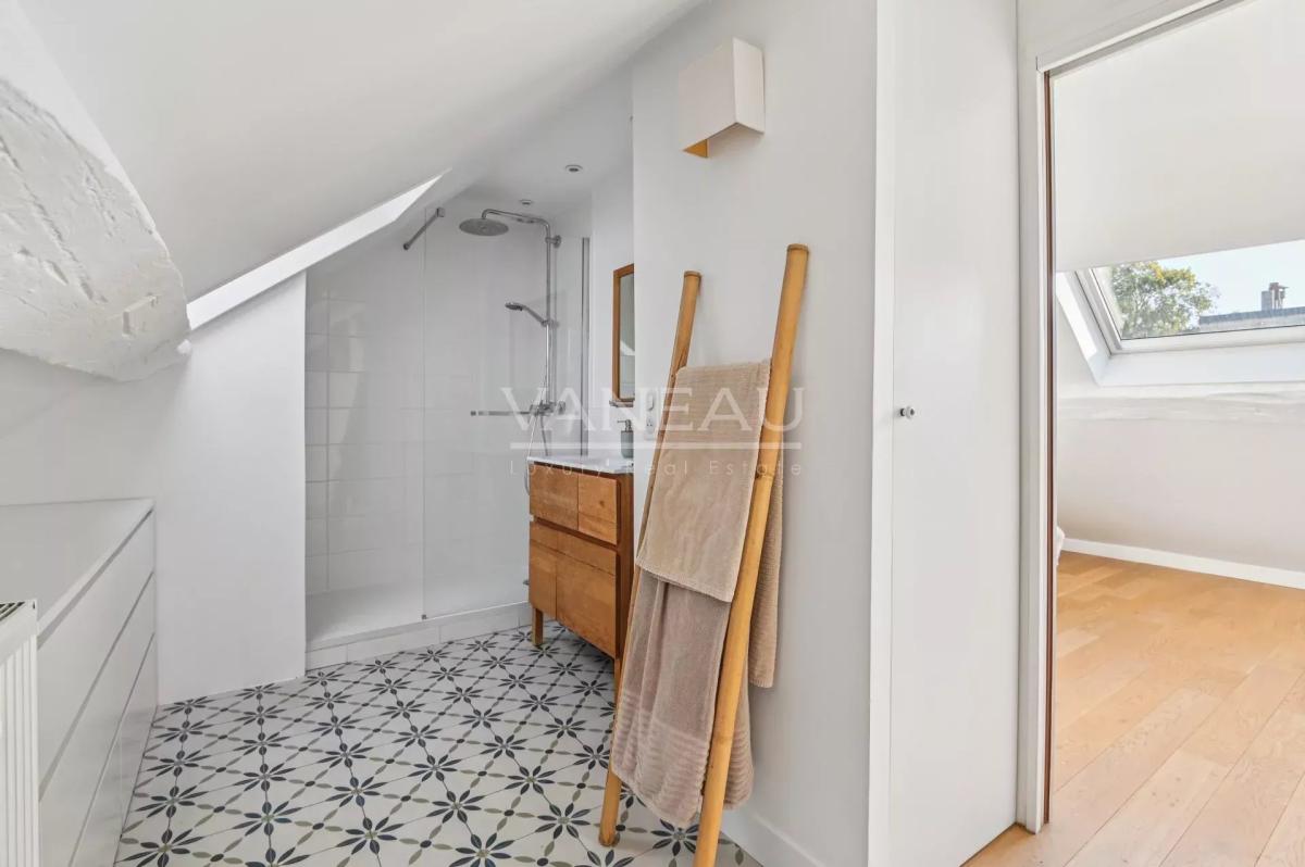 PARIS XII - Appartement familial en duplex - rue de Bourgogne