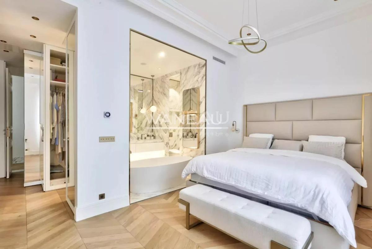 PARIS VIIIe - Faubourg du Roule