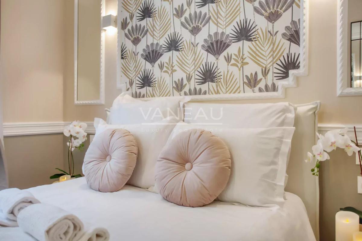 Paris IXe - Un écrin lumineux rénové en 2025 - DPE D -