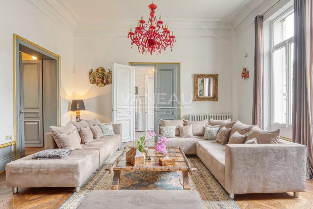 Château proche de Laon (02) - Charme, confort moderne et authent