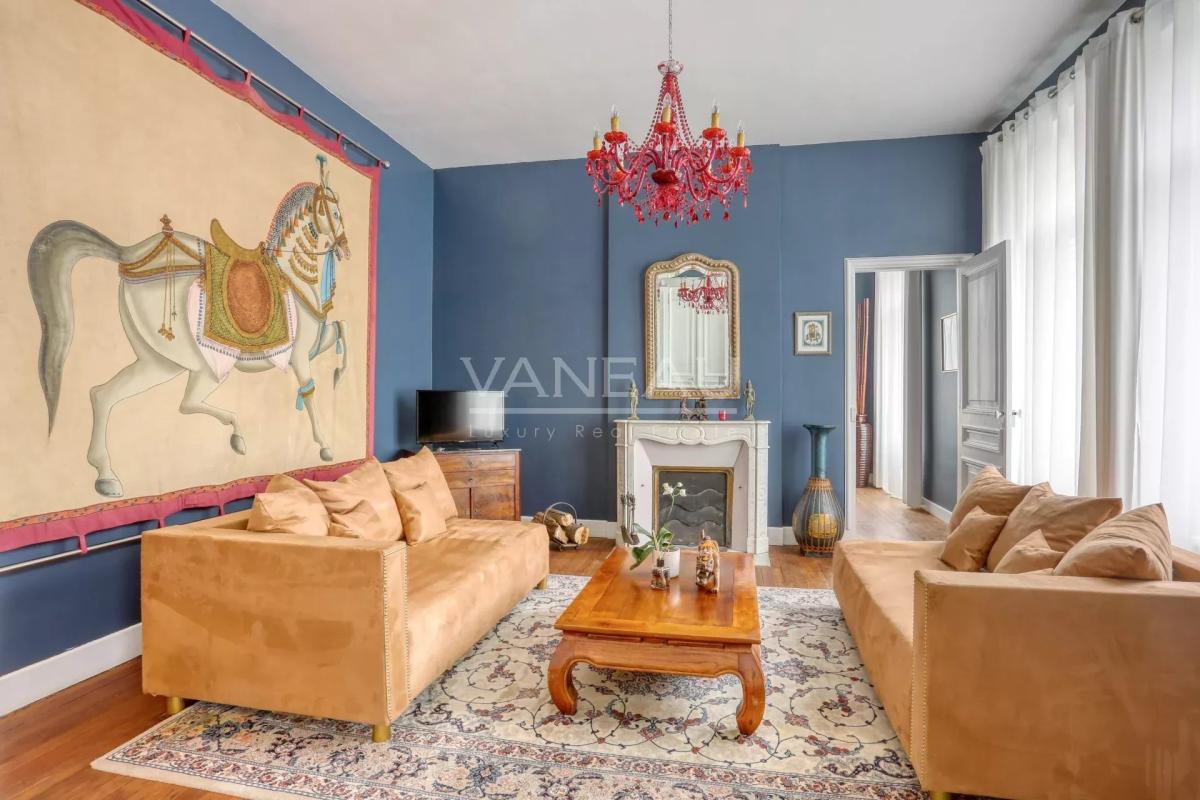 Château proche de Laon (02) - Charme, confort moderne et authent