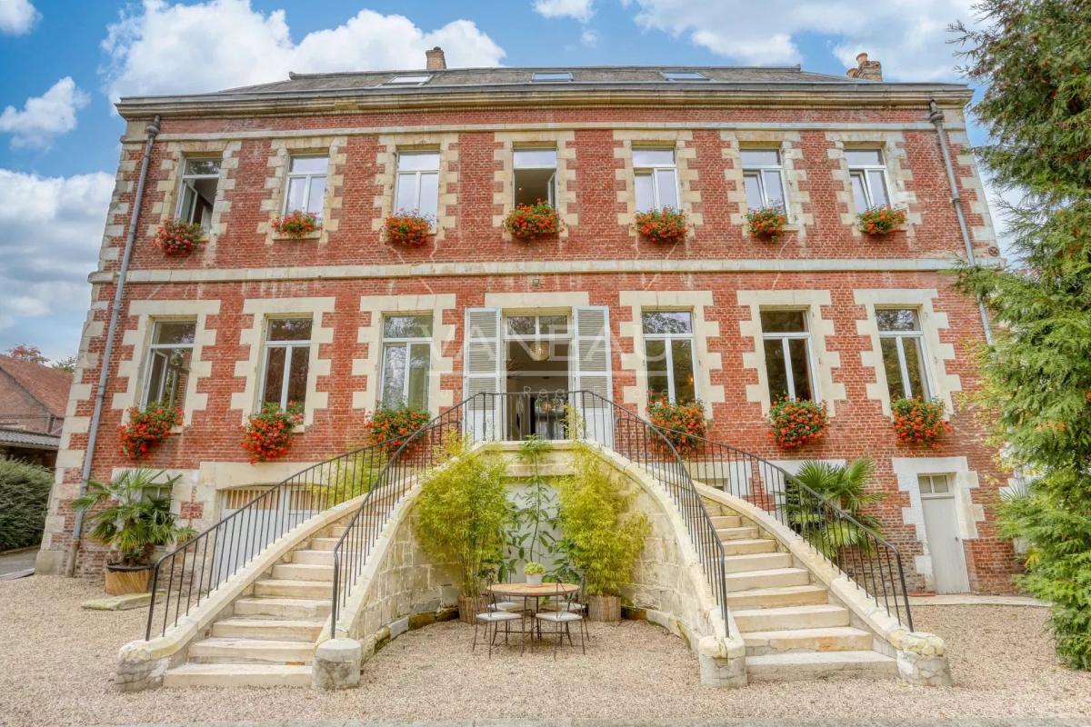 Château proche de Laon (02) - Charme, confort moderne et authent