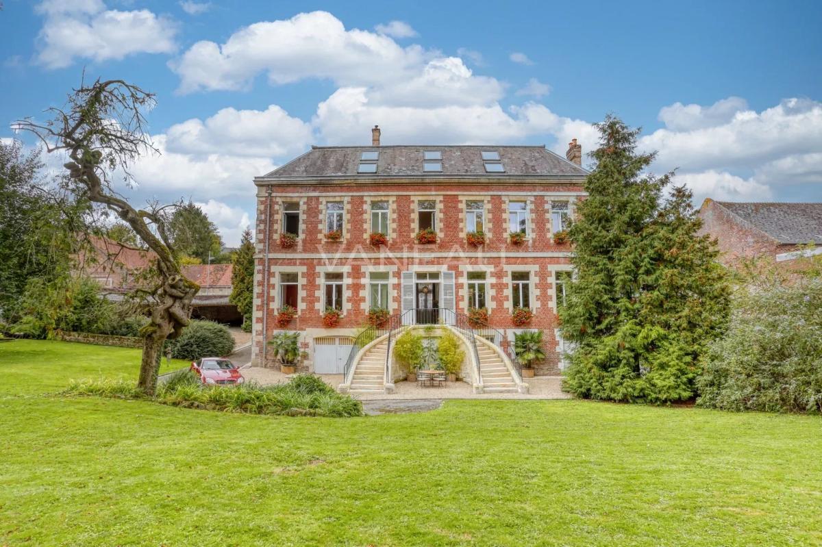 Château proche de Laon (02) - Charme, confort moderne et authent