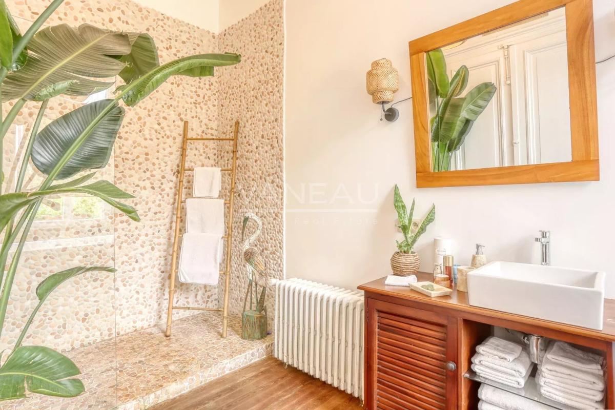 Château proche de Laon (02) - Charme, confort moderne et authent