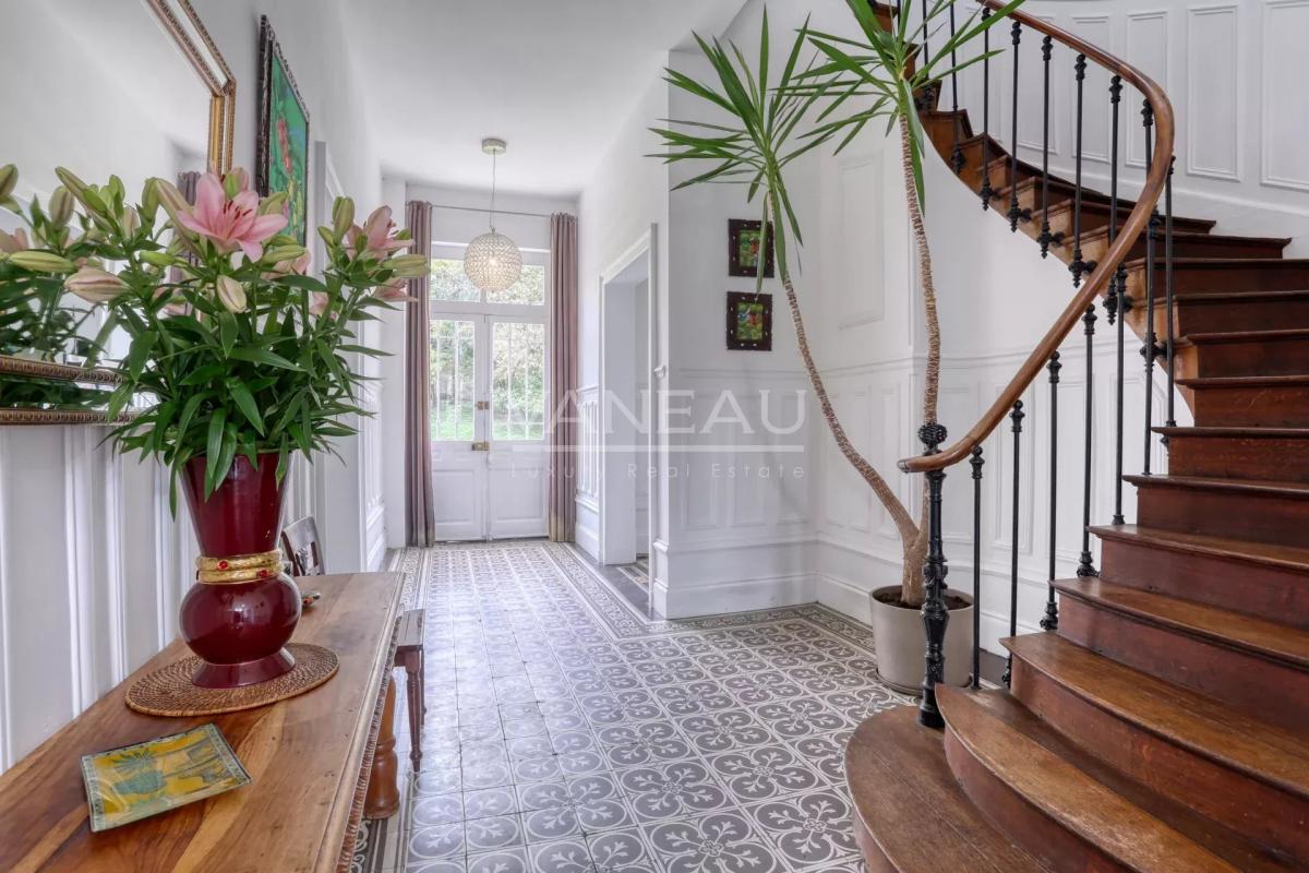 Château proche de Laon (02) - Charme, confort moderne et authent