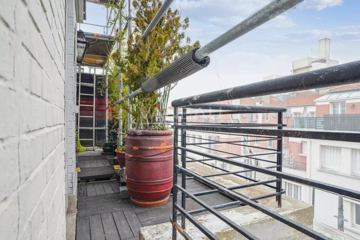 Dernier étage avec terrasse