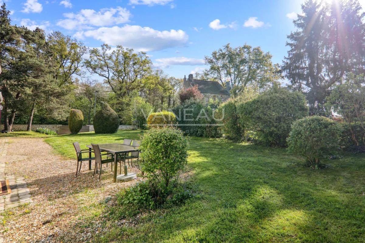 Maison familiale avec jardin