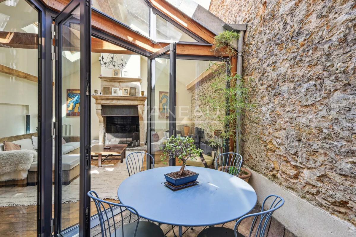 Quatre chambres et une grande pièce de vie