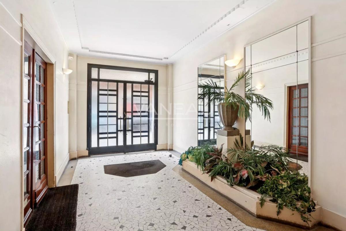 Bel ancien avec ascenseur