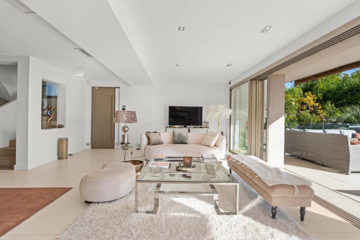 Le Cannet – Prestigieuse maison de ville avec vue mer panoramiqu