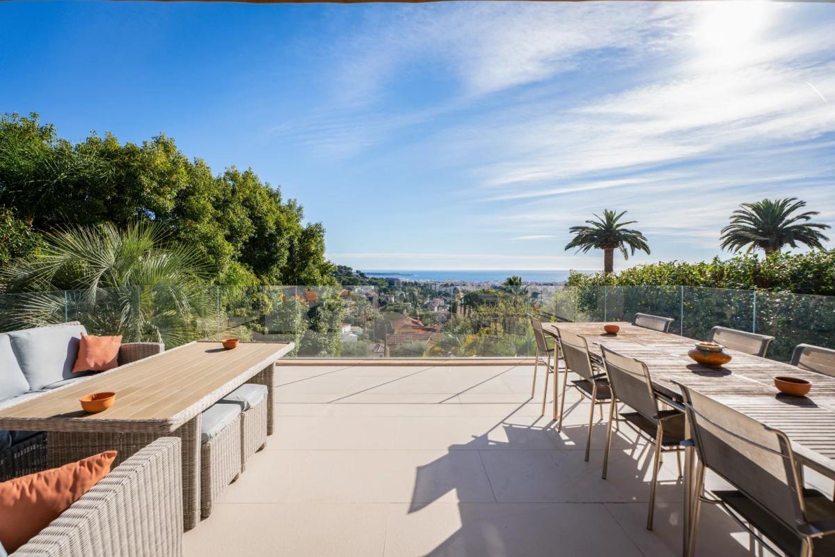 Le Cannet – Prestigieuse maison de ville avec vue mer panoramiqu