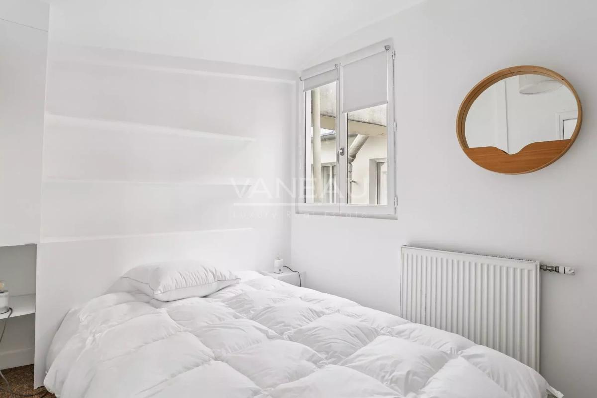 PARIS VIe _ 2P MEUBLEE RUE DE SEINE