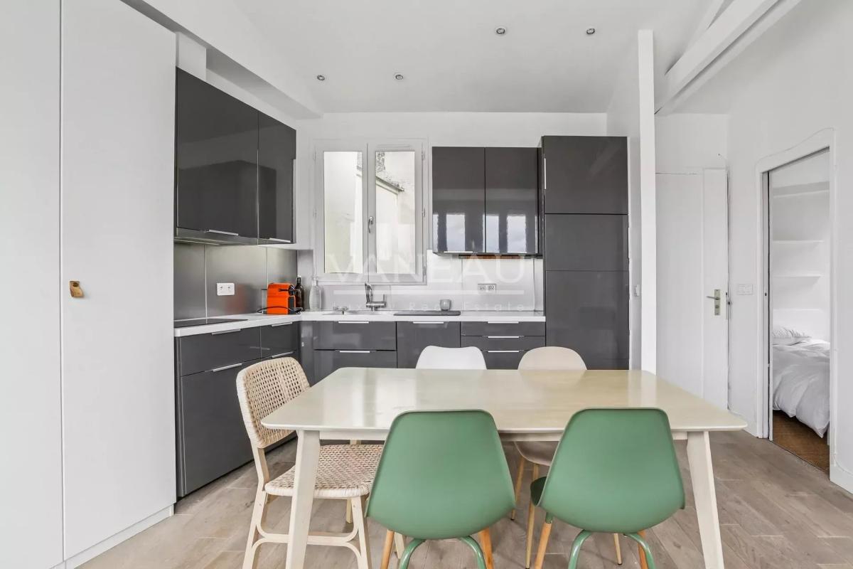 PARIS VIe _ 2P MEUBLEE RUE DE SEINE