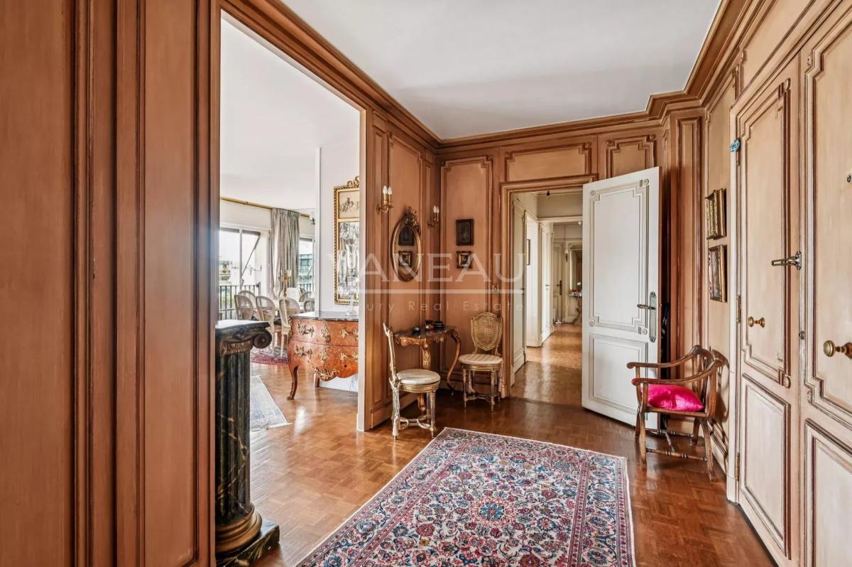 PARIS XVIe - DAUPHINE - Appartement familial en étage élevé - Vu