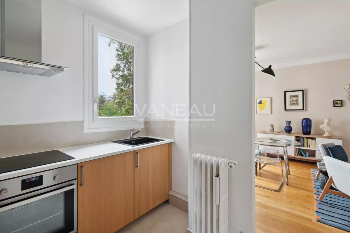 Neuilly - Boulevard de la Saussaye 