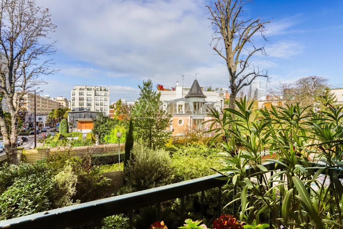 Neuilly Saint-James/Bagatelle - Appartement familial