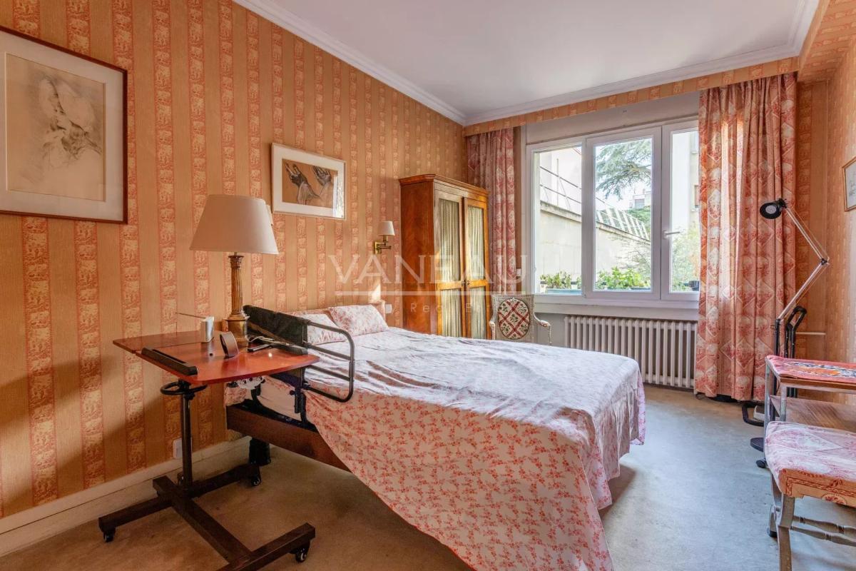 Neuilly Saint-James/Bagatelle - Appartement familial