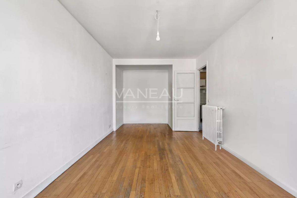 Paris XVe Volontaires – Charmant deux pièces au 5e étage avec as