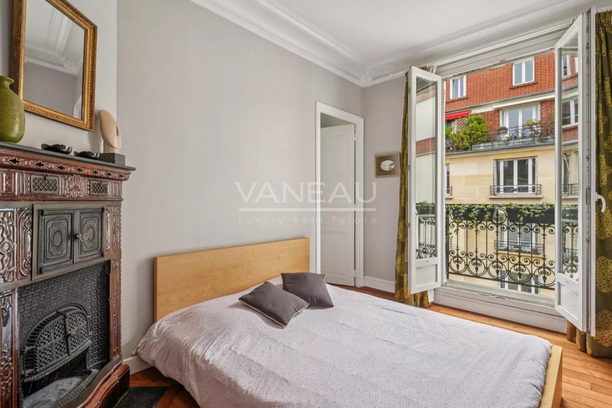 PARIS XV - Villa Poirier : Charmant appartement haussmannien