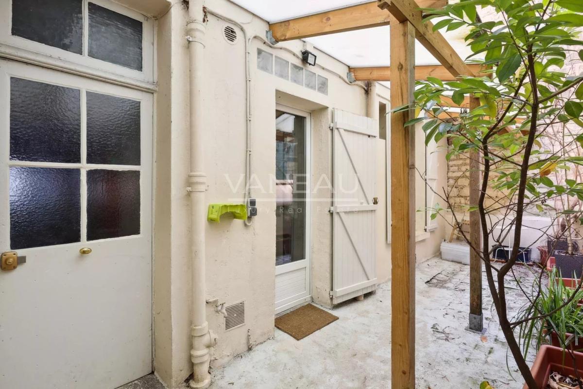 Au calme, sans vis à vis avec terrasse