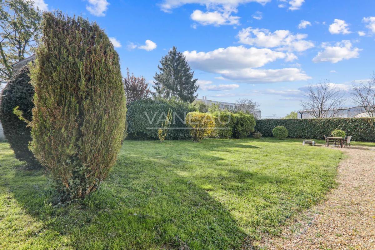 Maison familiale avec jardin