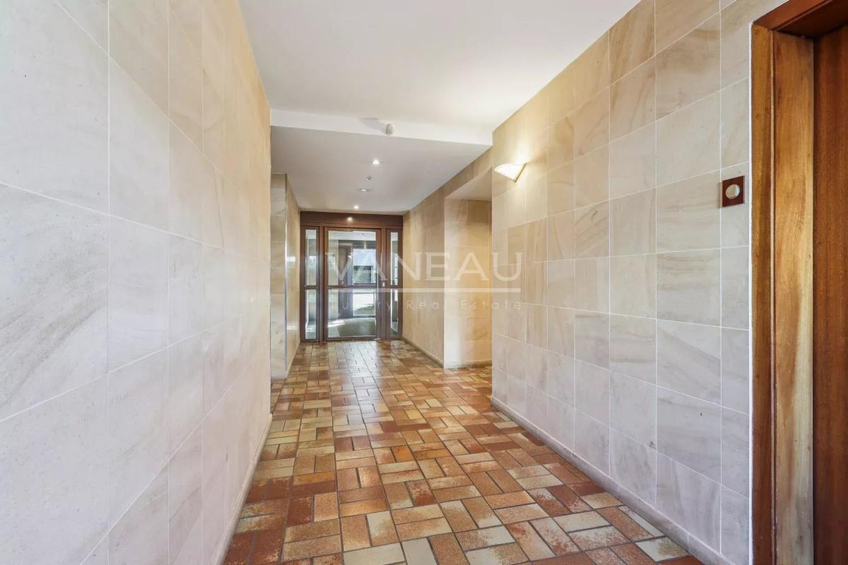 Appartement familial avec deux balcons terrasses