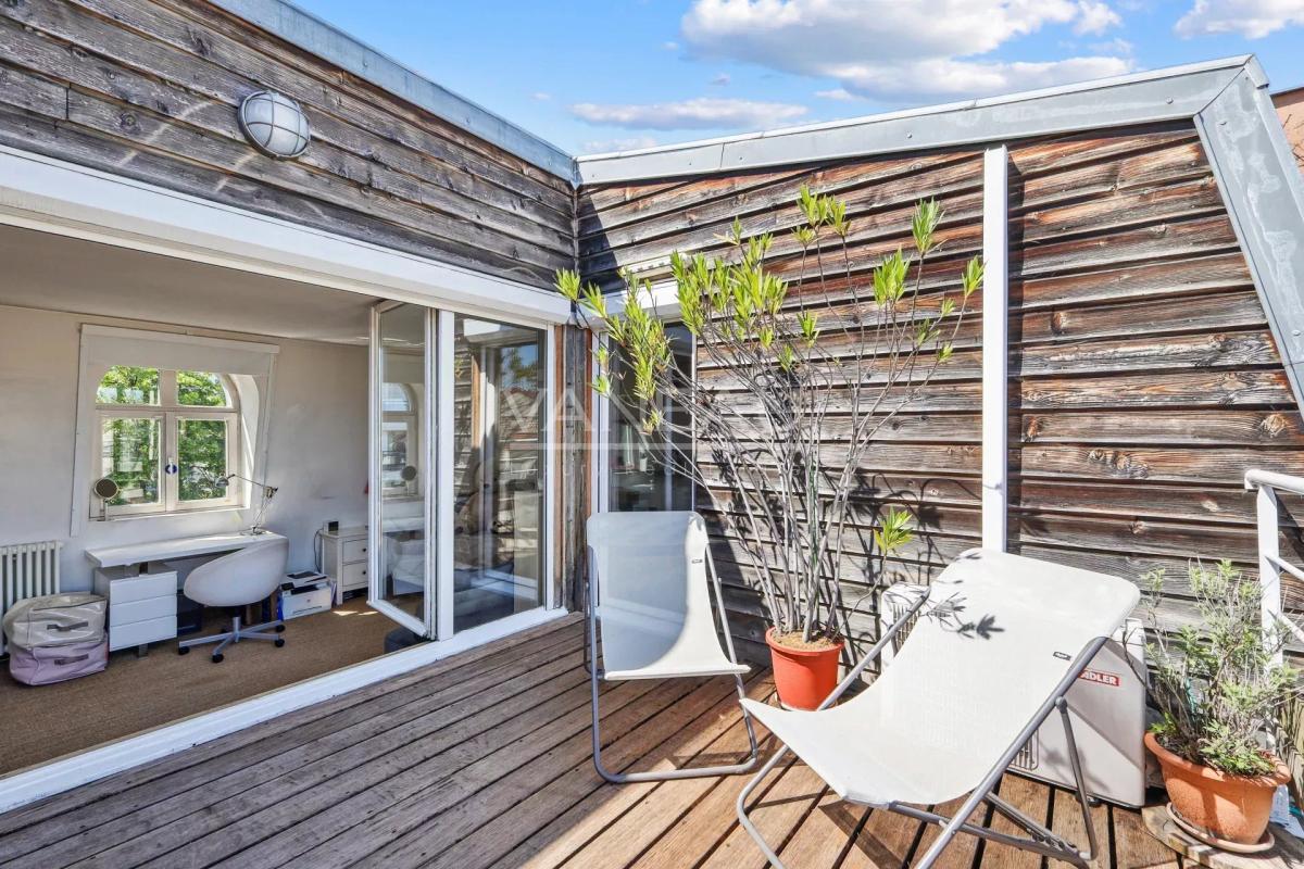 Quatre chambres et une grande pièce de vie