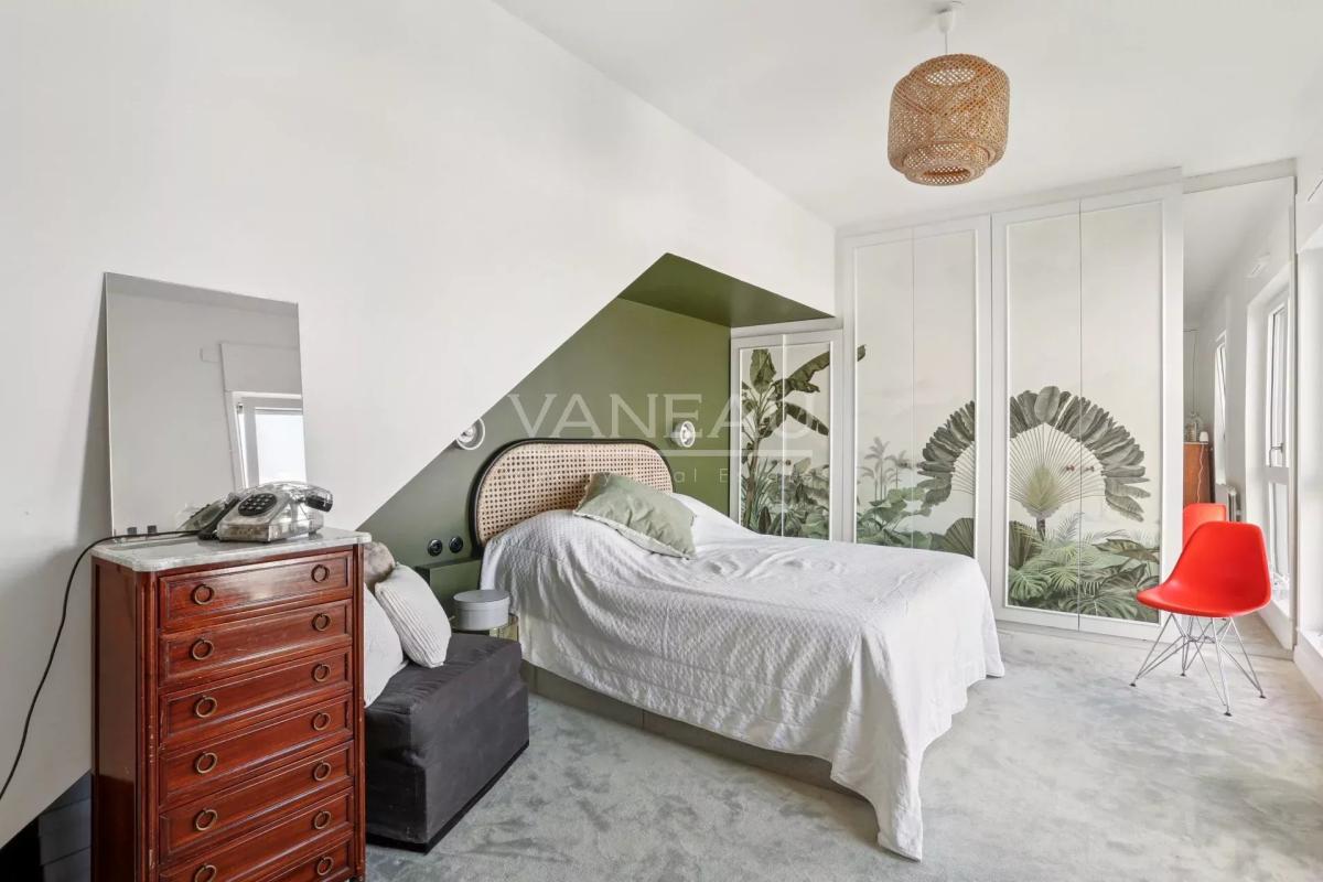 COUP DE CŒUR – DERNIER ÉTAGE - TERRASSE - CLIMATISATION