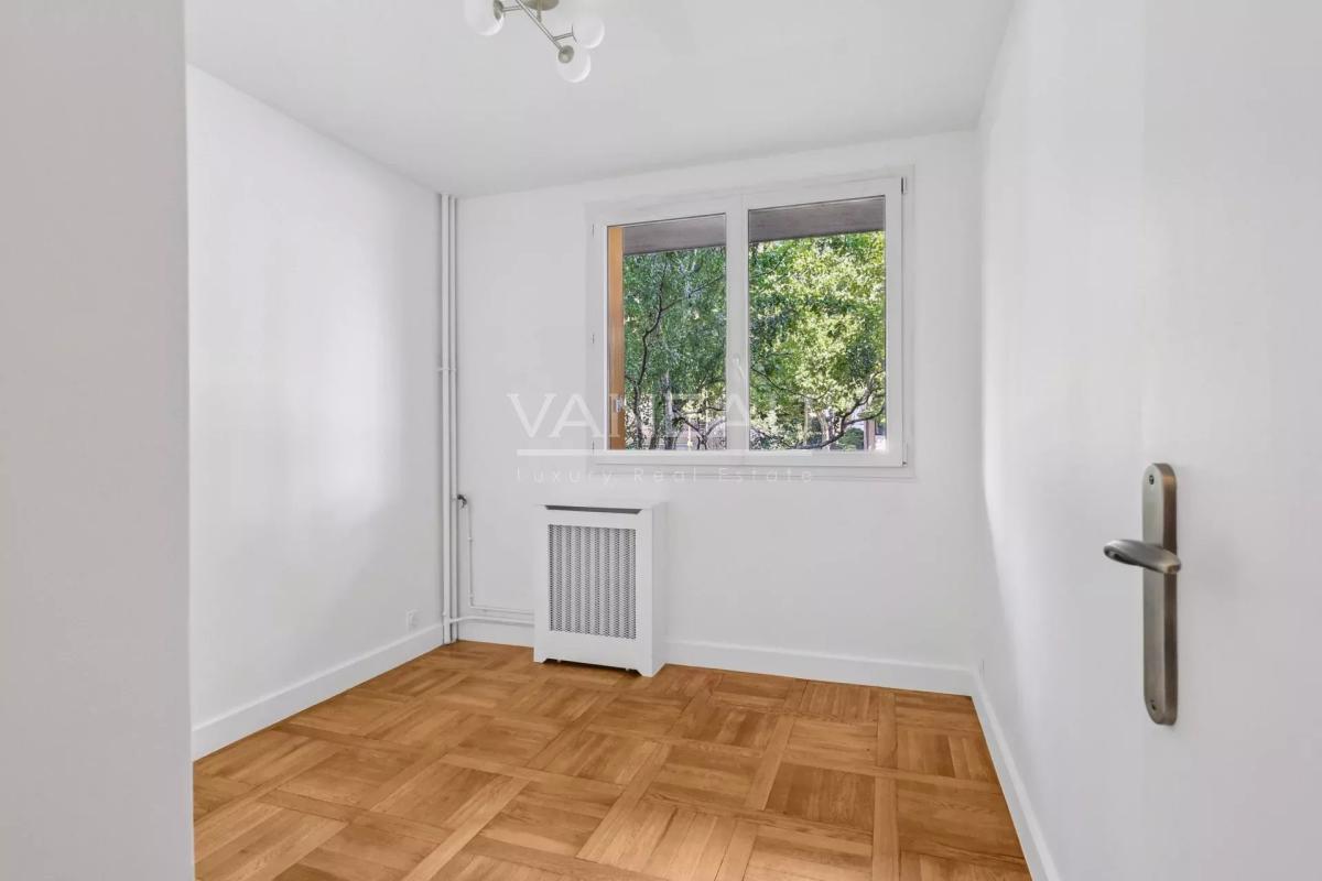 Trois pièces refait à neuf avec vue dégagée