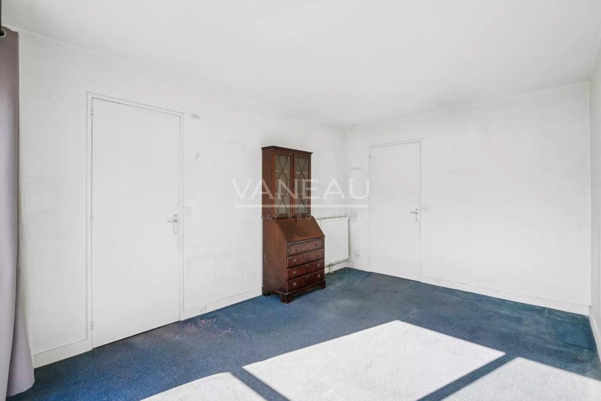 Paris XVIème - Studio - Etage élevé