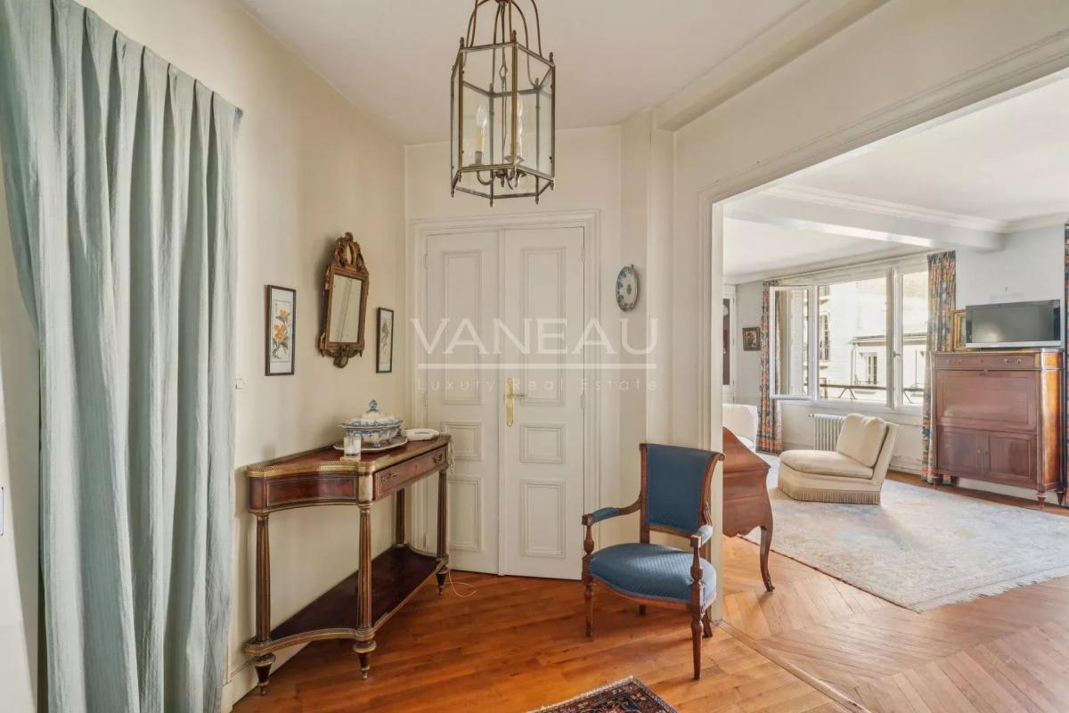 Paris XVIème - Ranelagh - Familial