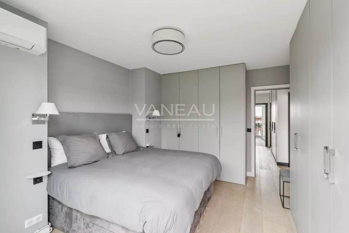 Paris XVII - Parc Monceau - Dernier étage terrasse