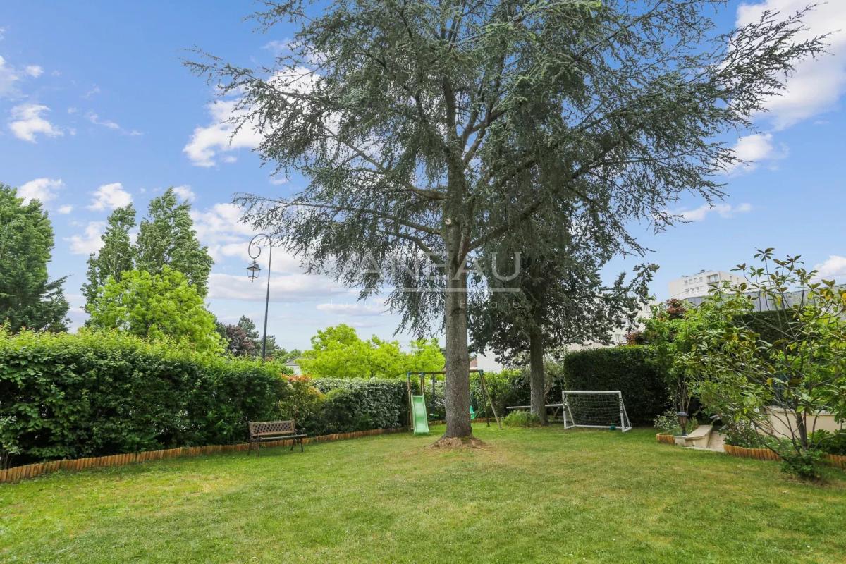 Fontenay-aux-Roses – Maison contemporaine familiale avec jardin