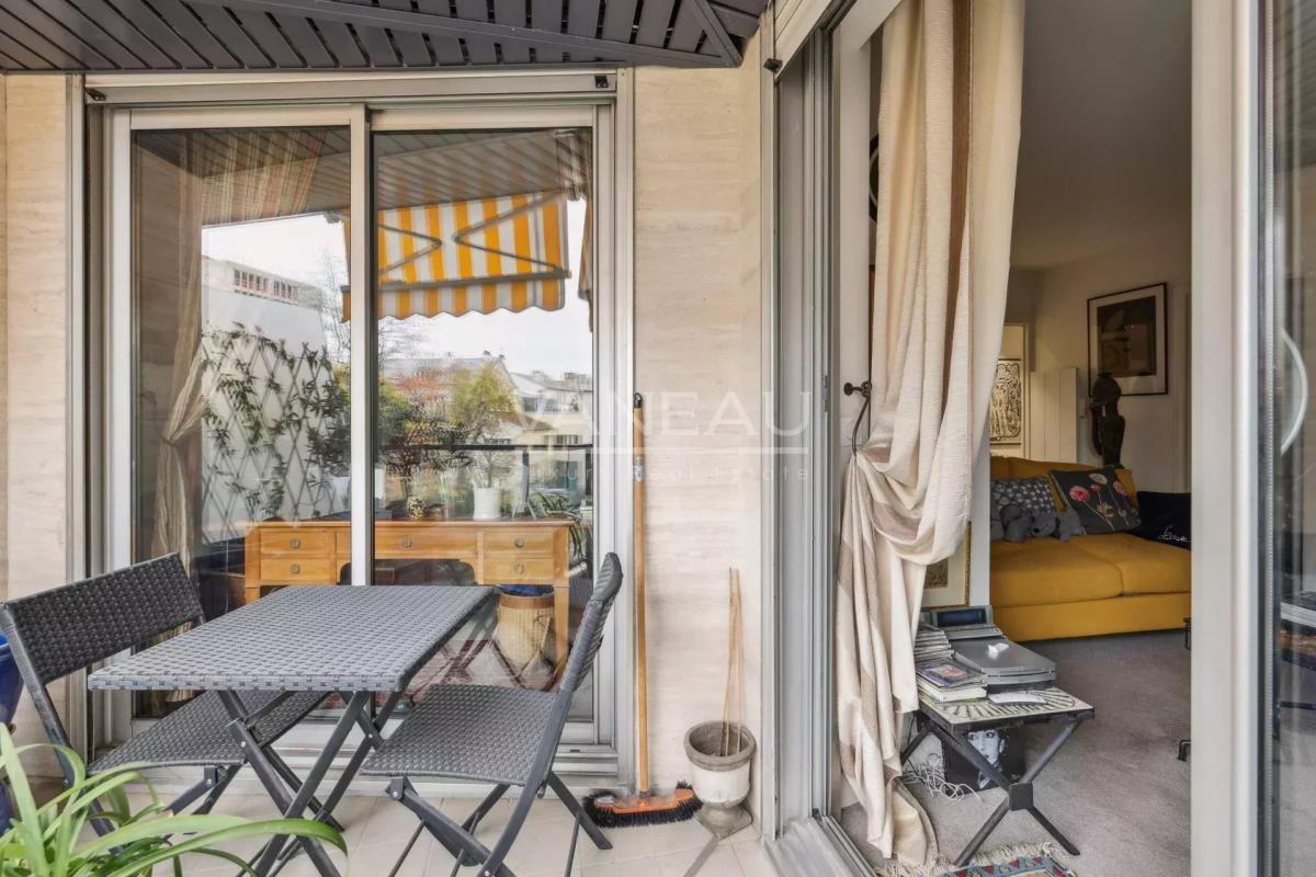 Neuilly/Mairie - Vente en nue-propriété