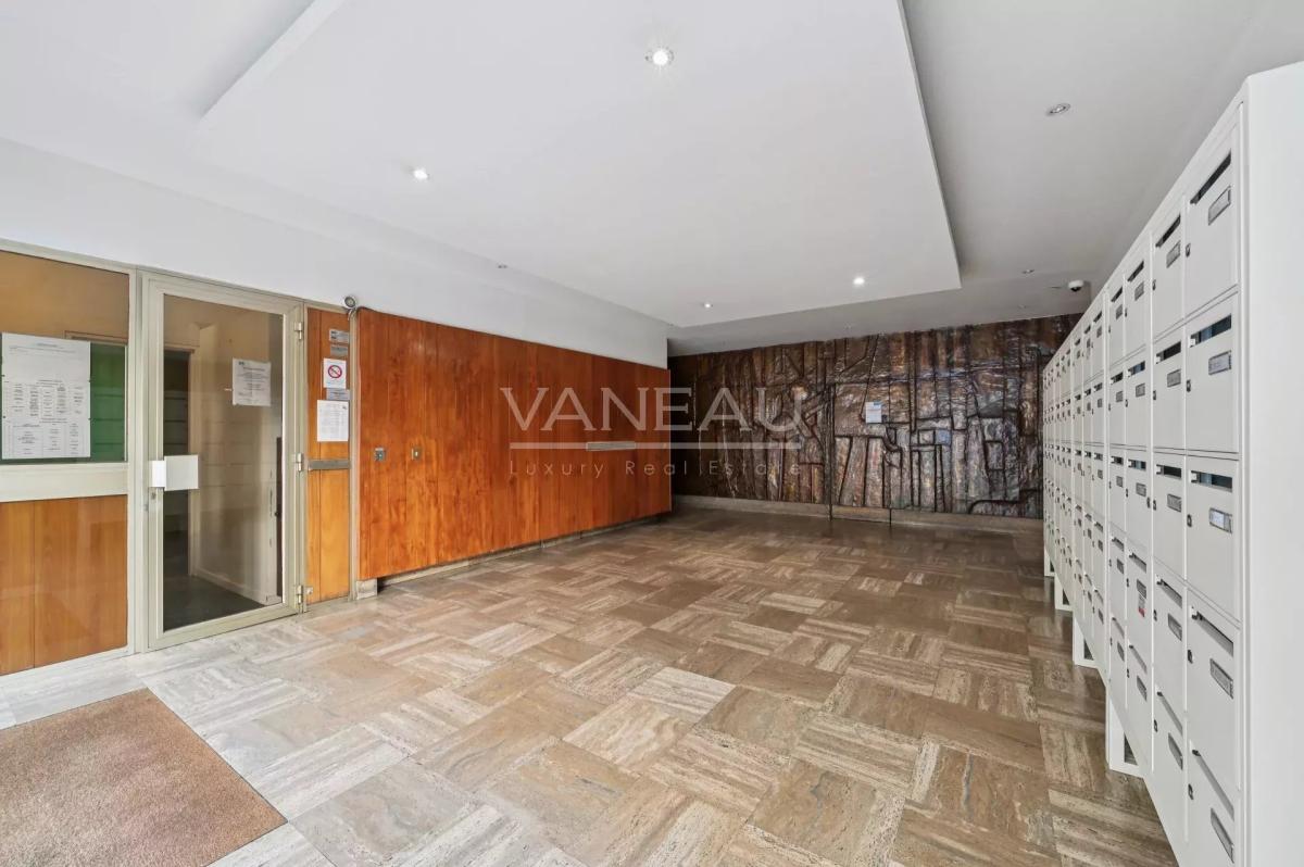 PARIS XV - Lourmel / Convention - Bel appartement avec balcon