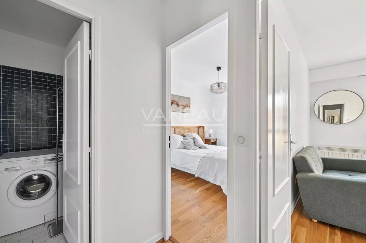 Paris XV - Volontaires / Pasteur : Appartement trois pièces avec