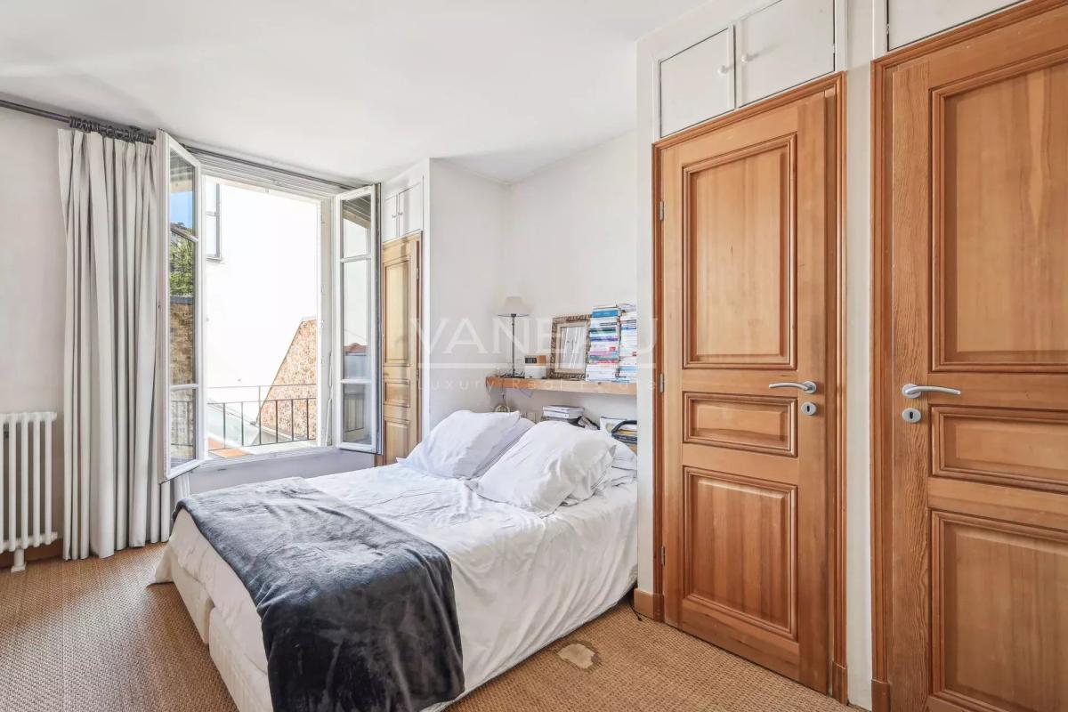 Quatre chambres et une grande pièce de vie