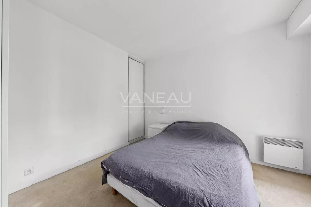 Boulogne-Billancourt / (Porte de Saint-Cloud) - Deux pièces au c