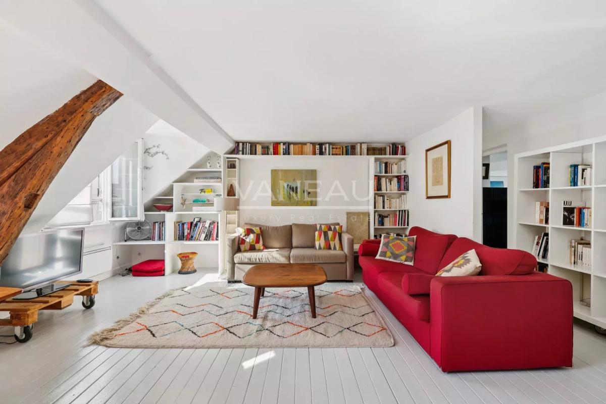 PARIS IXe - Au cœur de la Nouvelle Athènes - Trois pièces except